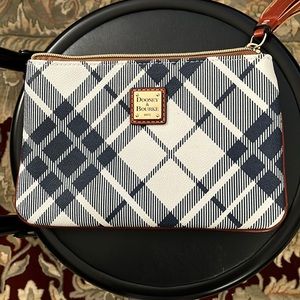 Wristlet Dooney and Burke